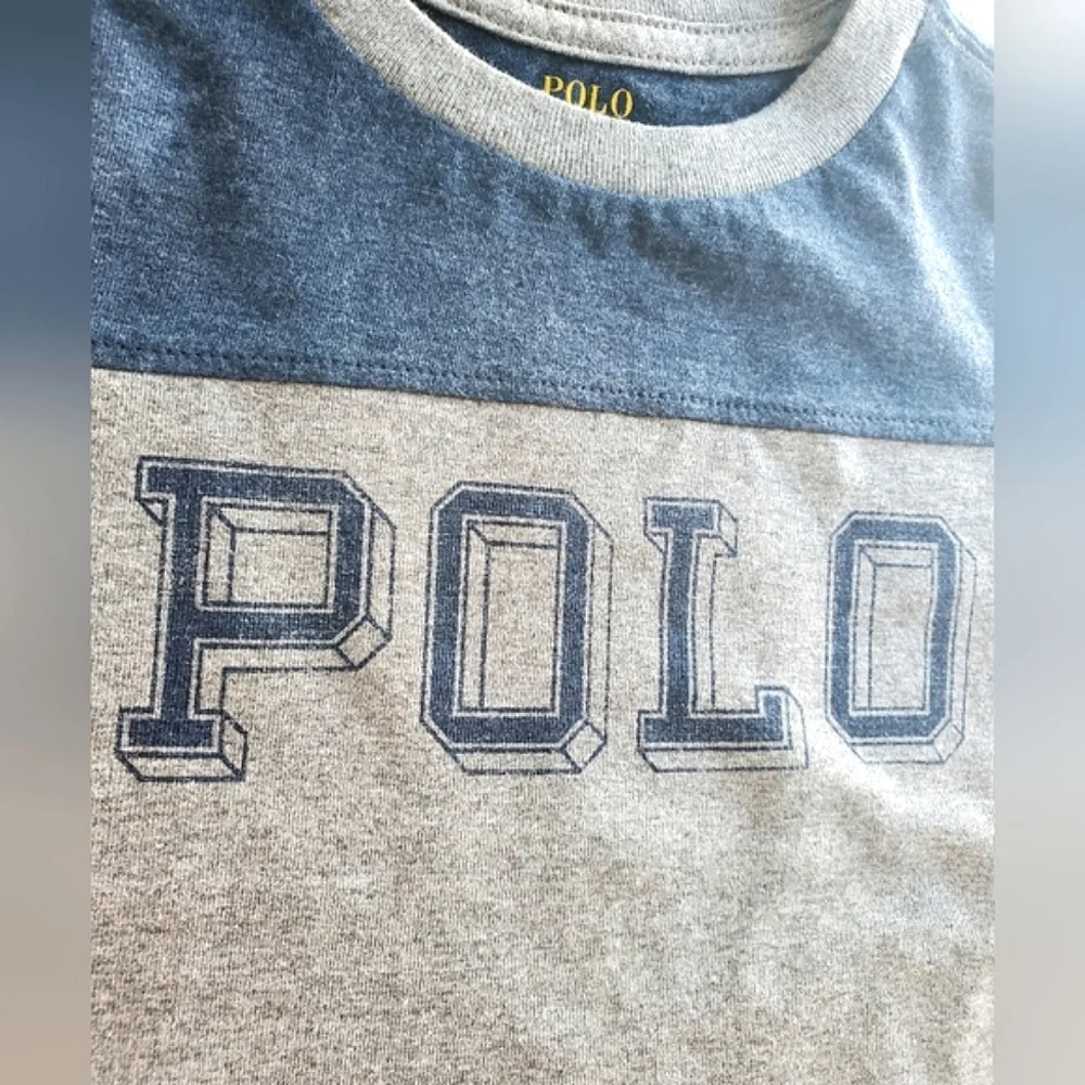 🇺🇲Ralph Lauren toddler's gray/blue short sleeve graphic tee. Size 2T